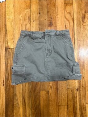 Hollister Olive Green Cargo Mini Skirt